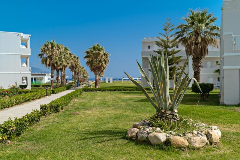 Delfina Tropic Beach Paralia Kourna Zewnętrze zdjęcie