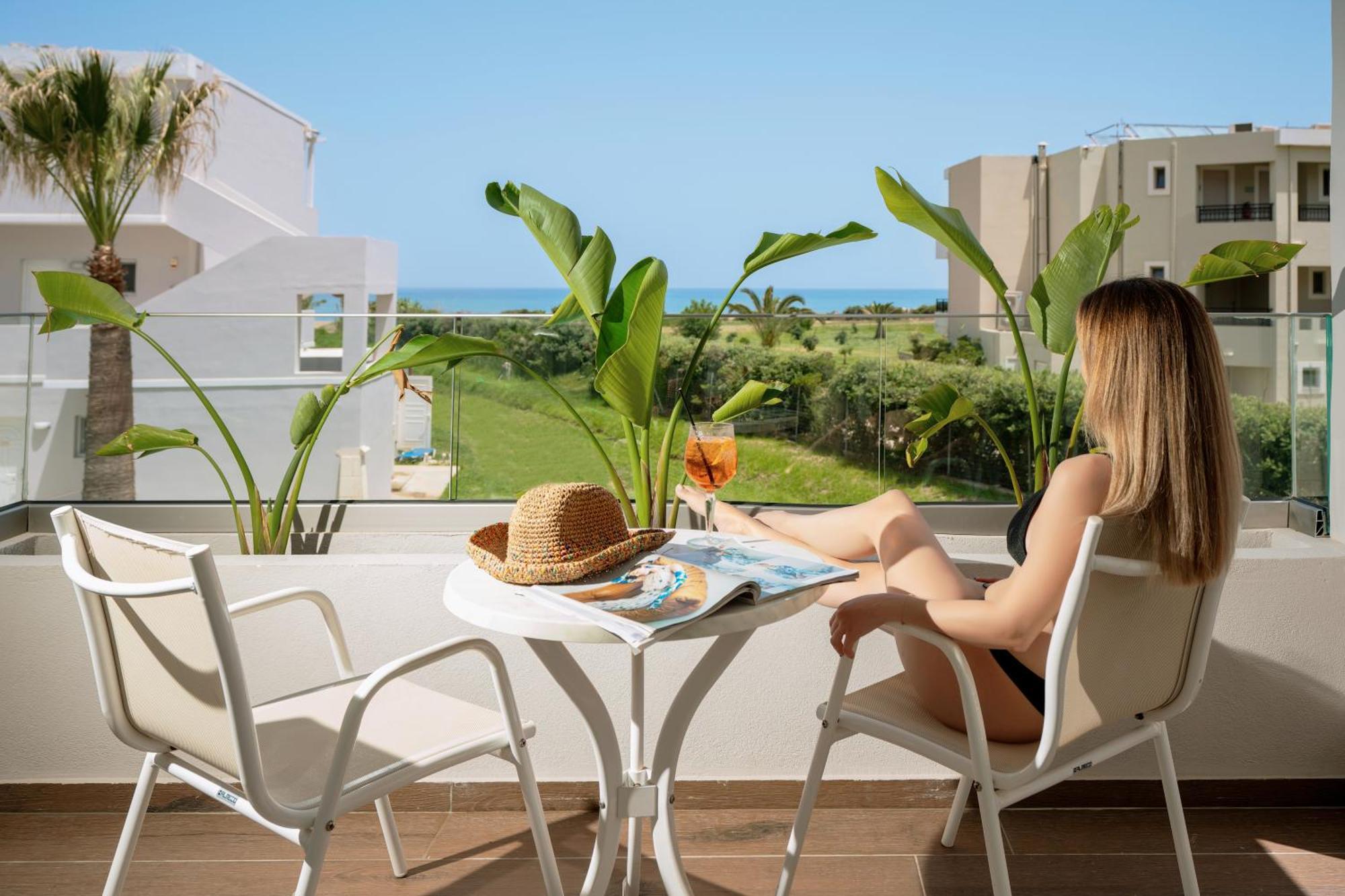 Delfina Tropic Beach Paralia Kourna Zewnętrze zdjęcie